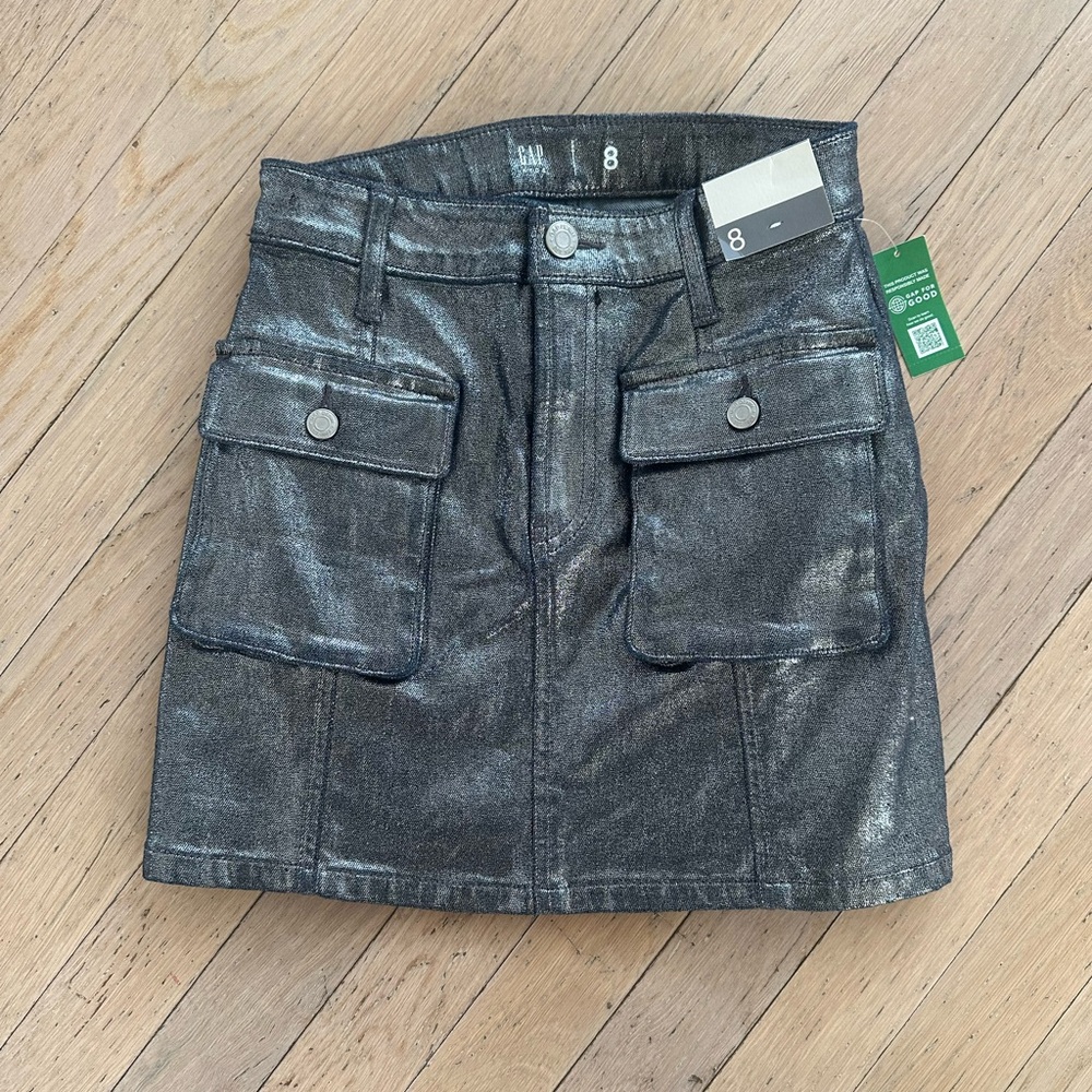 NWT girls black metallic skirt